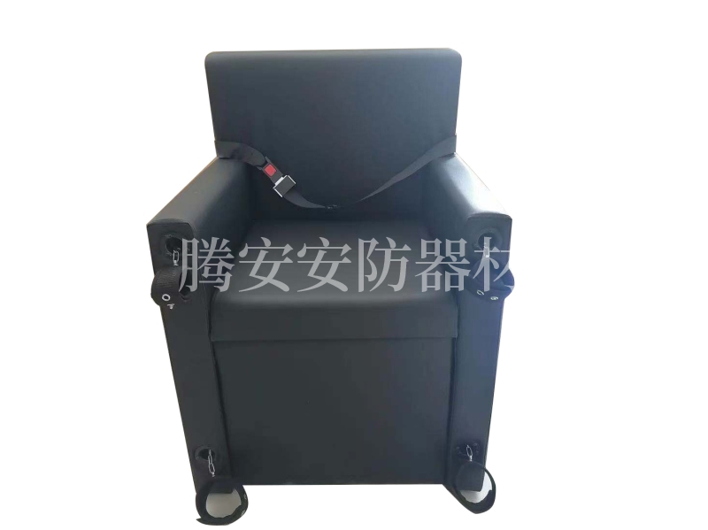 安陽騰安審訊椅廠家生產(chǎn)詢問椅、被告人椅、審訊椅這三種椅子有什么區(qū)別？